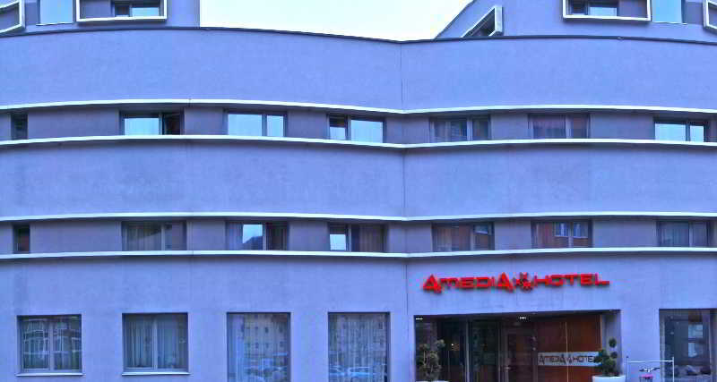 Best Western Plus Amedia Art Salzburg Hotel Exterior photo